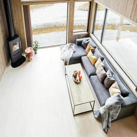 Modern At Vegglifjell *